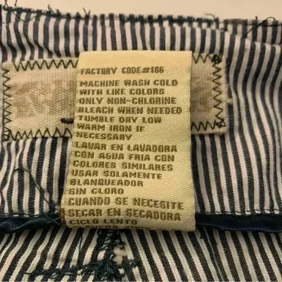 Nori Women's Striped Shorts Size 9 - Picture 12 of 16